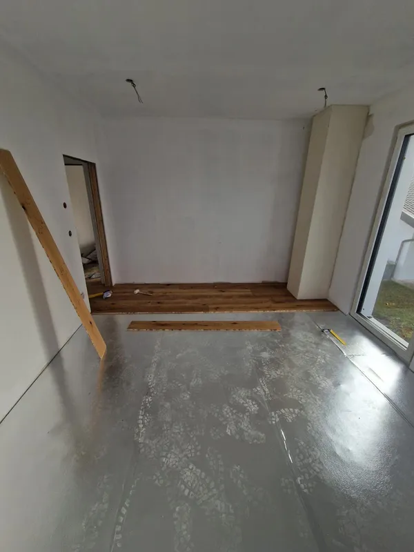 bodenverlegen zimmer grundierung