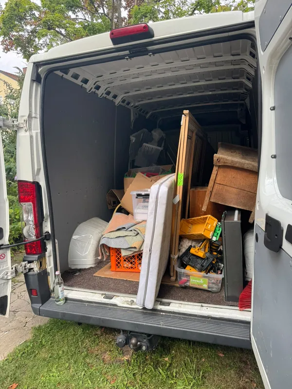 entruempelung kombi beladen 03