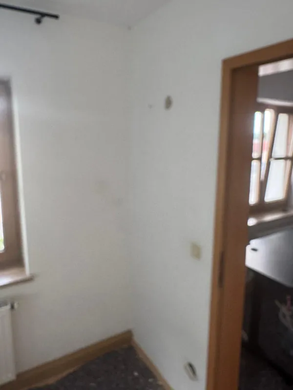 schimmelsanierung zimmer vorher 03