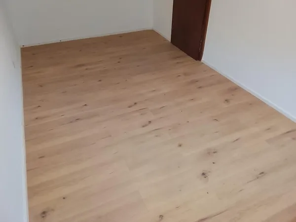 wohnung sanierung boden nachher